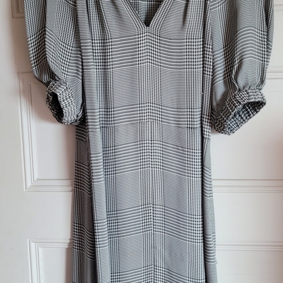 Lewit women’s black and white 
Plaid dress - size 8 - Picture 1 of 9